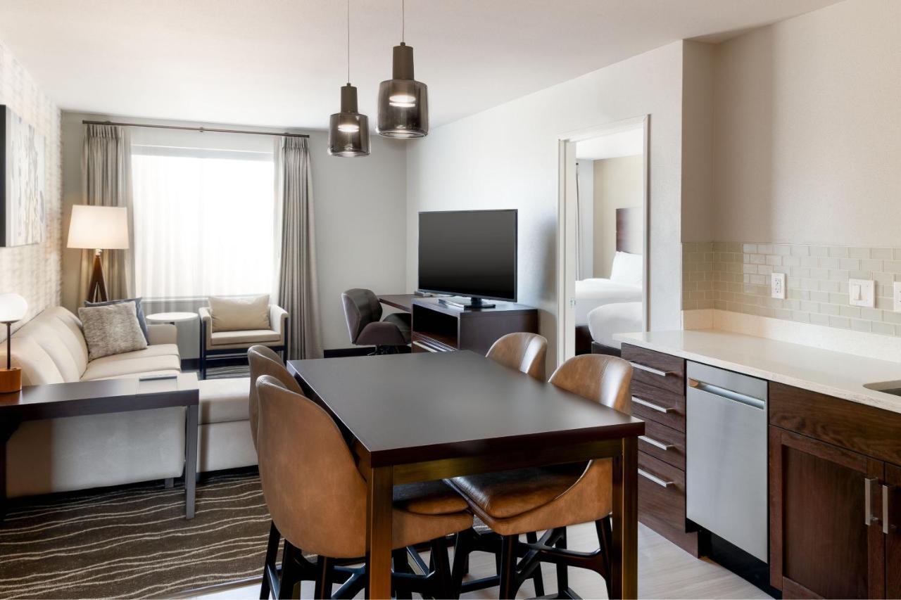 Residence Inn By Marriott Anaheim เบรอา ภายนอก รูปภาพ